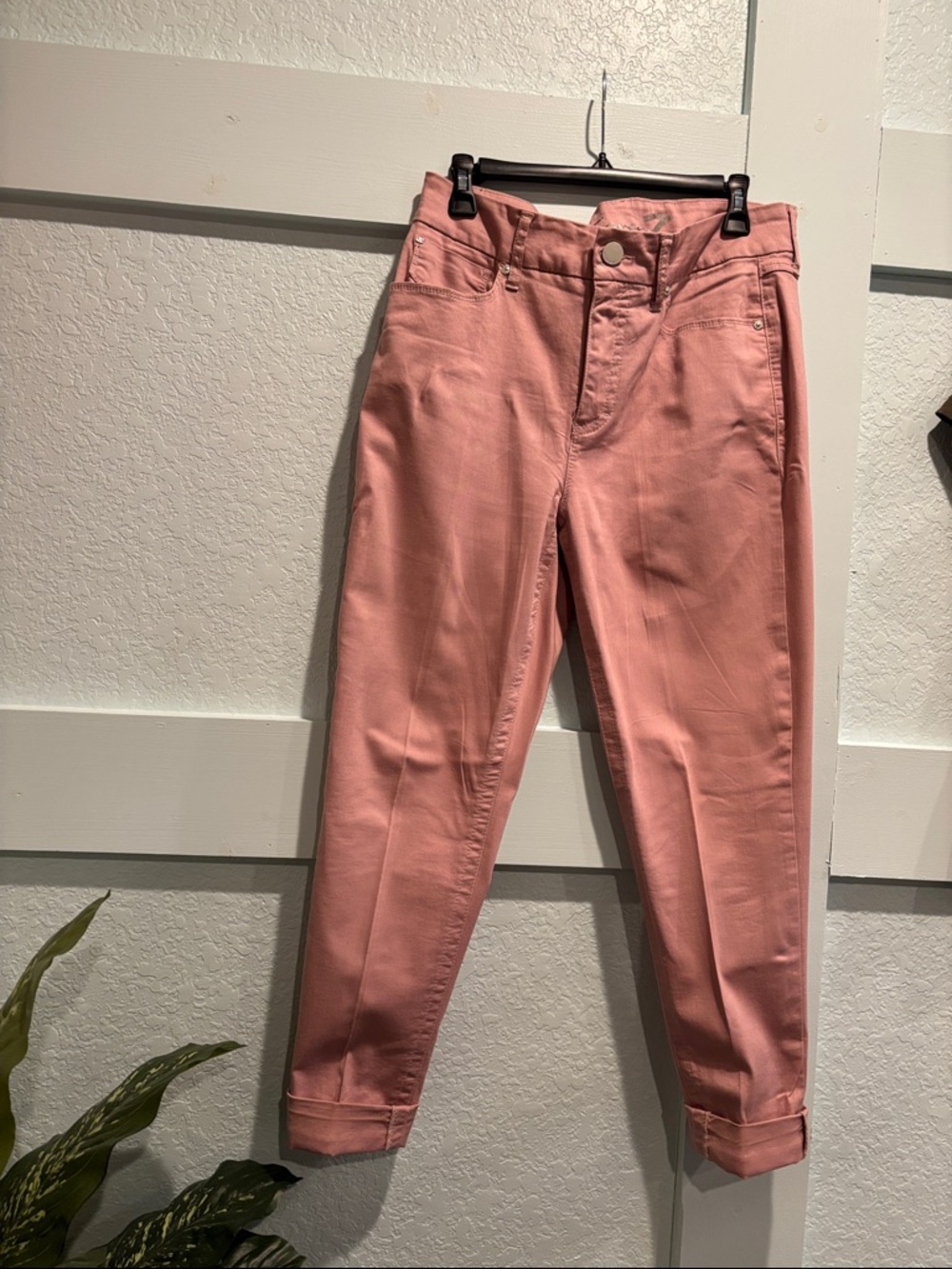 Seven7 Rose Pink Ankle Cropped Jeans